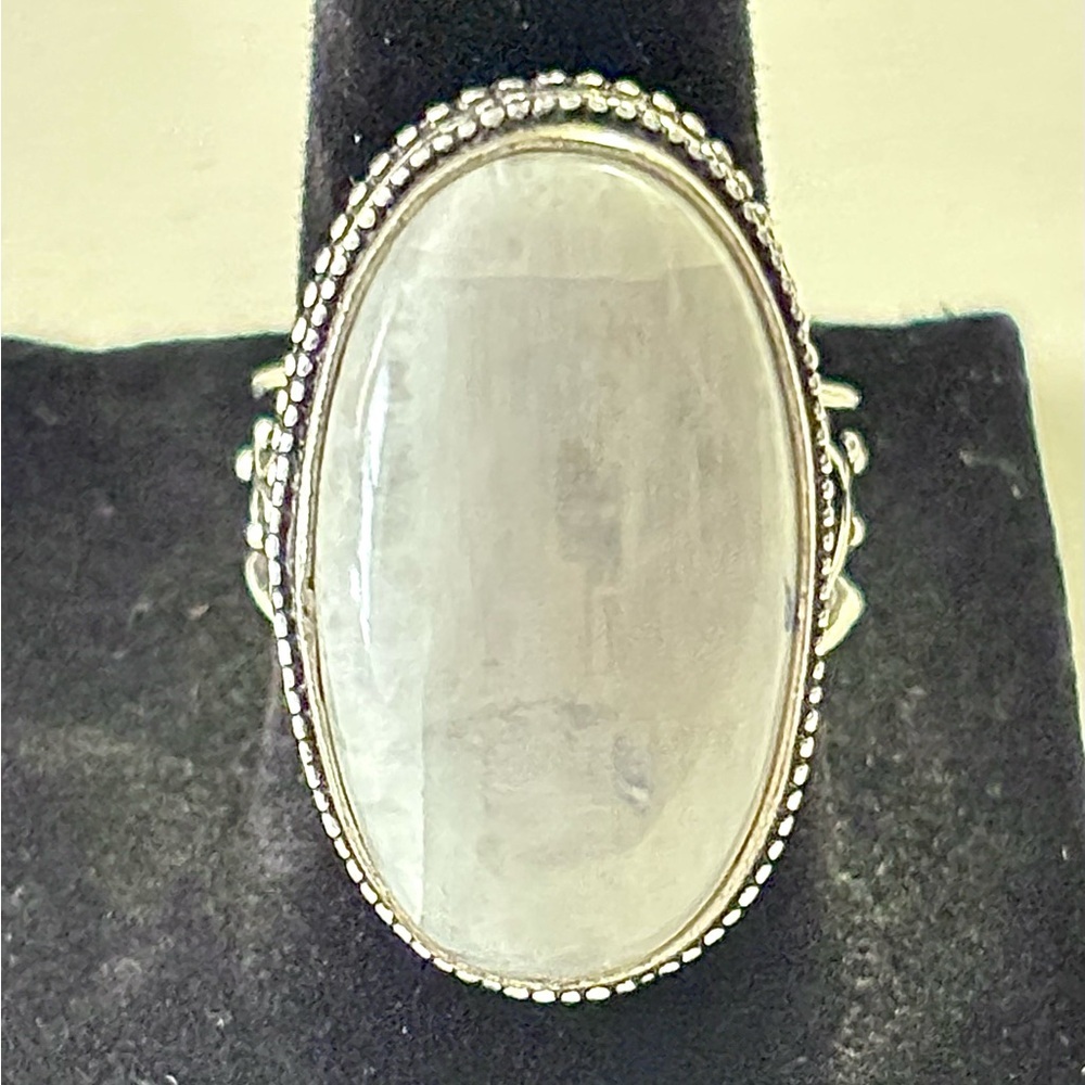 Elegant Oval Moonstone Ring in German Silver – Size 7.5